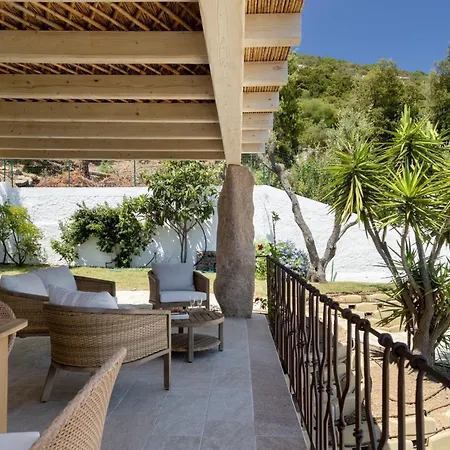Amata Villa *