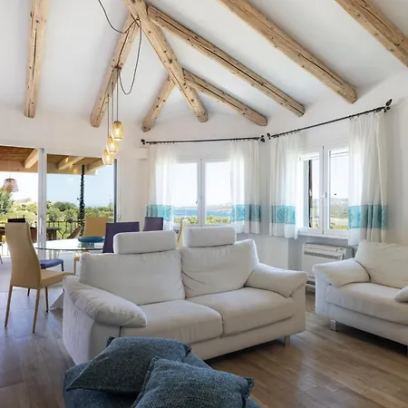 Amata Villa *